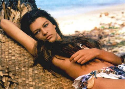 The 30 Best Beach-Hair Moments of All Time | Milla jovovich, Blue ...