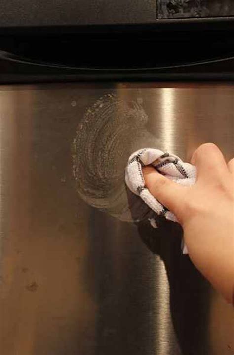 10 Must-Know Ways to Clean Stainless Steel - Wrapped in Rust