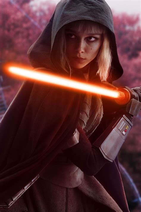 Sabine Wren & Shin Hati Clash In Incredible Star Wars Cosplay Battle