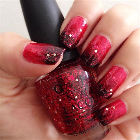 Red Glitter Gradient Nails! http://stephanie-nguyen.blogspot.com/2013/12/holiday-red-glitter ...