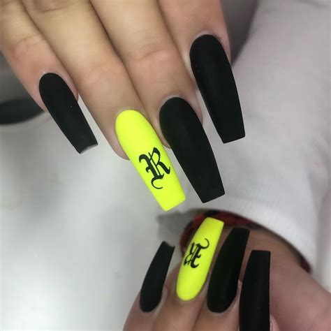 62 Neon Yellow And Black Nails | Qusedtudo