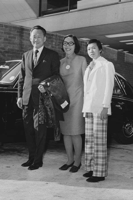 Lee Kuan Yew, wife Kwa Geok Choo and daughter Lee Wei Ling at the ...