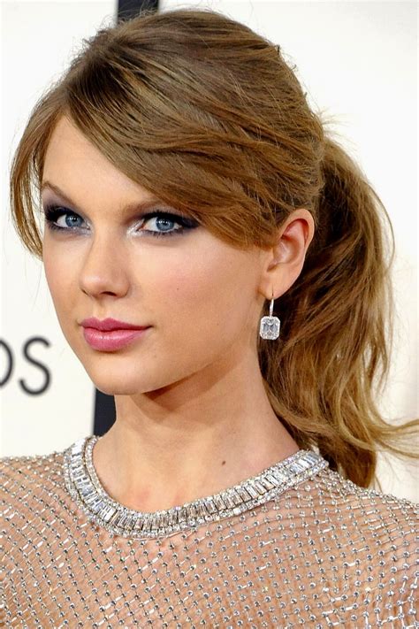 Pin by elizabeth on Taylor Swift Three | Taylor swift hair, Long hair styles, Taylor swift