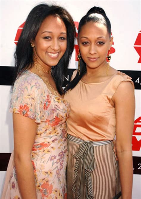 Tia And Tamera Mowry Celebrity Twins Tamera Mowry Tia - vrogue.co