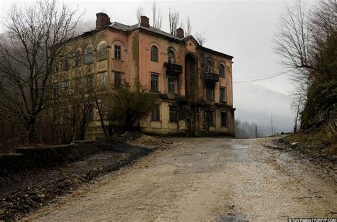 Rus Silent Hill | Путешествия, Заброшенный, Равенна