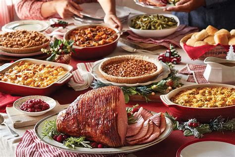 Cracker Barrel Christmas Eve and Day 2021 Hours and Specials | Heavy.com