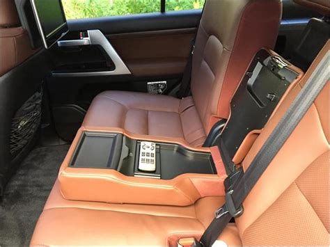 2020 Toyota Land Cruiser: 201 Interior Photos | U.S. News