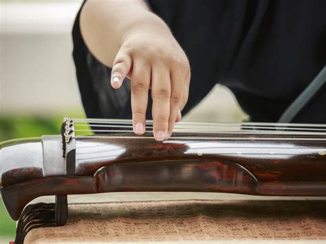 The Elegance and Beauty of Traditional Guqin Music