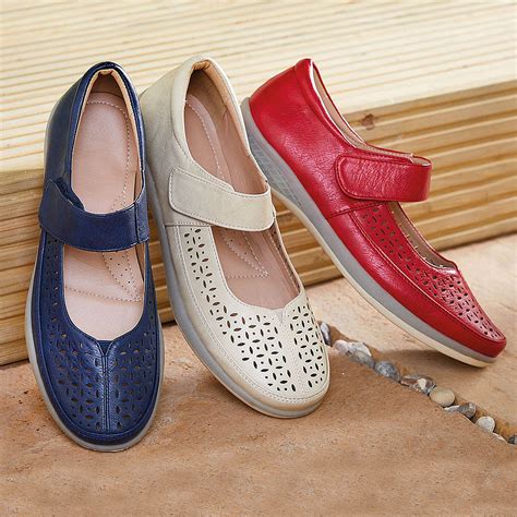 Womens Mary Jane Shoes with elasticated over-foot insert.