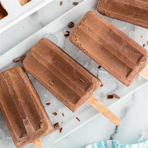 Chocolate Popsicles - decadent fudge pops