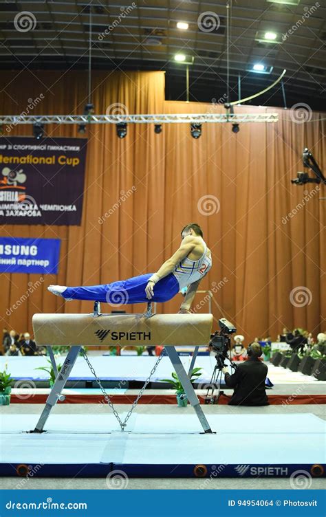 Male Gymnast Performing on Pommel Horse Editorial Stock Image - Image ...