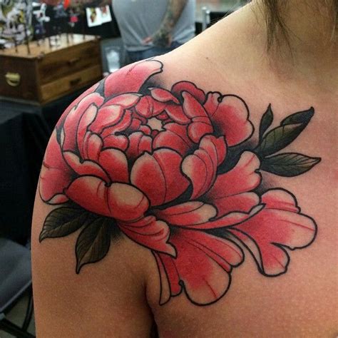 Shoulder tattoo rose | Flower tattoo shoulder, Tattoos, Traditional ...