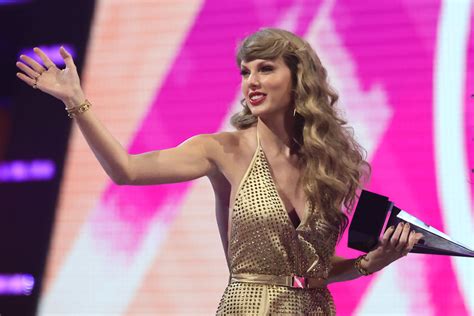 Taylor Swift ‘Speak Now’ Dropping Soon?: Fans Investigate ‘Lavender Haze’ Music Video’s Hidden ...