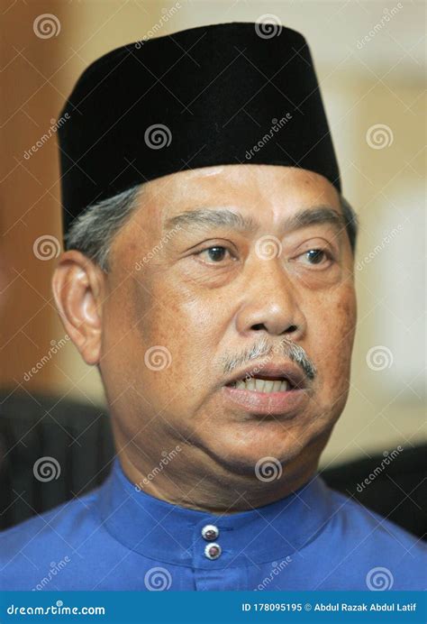 Muhyiddin Yassin : Malaysia S King Appoints Muhyiddin Yassin As Prime ...