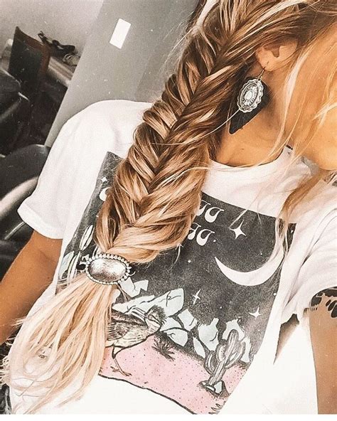 8+ Marvelous Hairstyles For Country Girls