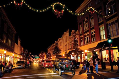 Holiday Attractions: Attractions in Savannah