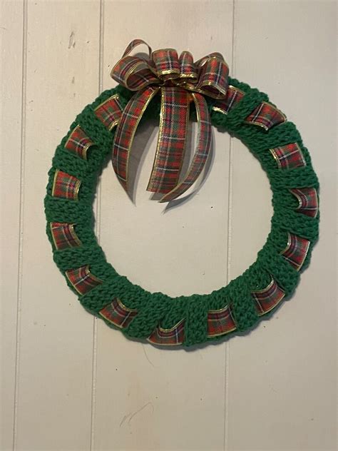 Christmas Ribbon Wreath - Etsy