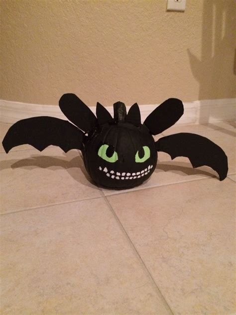 Toothless Pumpkin - How to Train Your Dragon!! | Character pumpkins ...