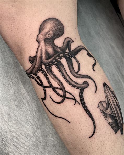 30 Ink-Worthy Octopus tɑttoo Ideas for Men - amazingtattooart