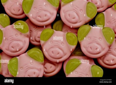 Percy pigs hi-res stock photography and images - Alamy