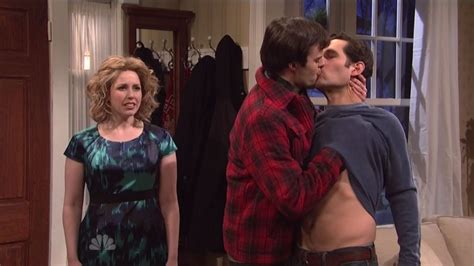 Bill Hader and Paul Rudd make-out on SNL | Bill hader, Paul rudd ...