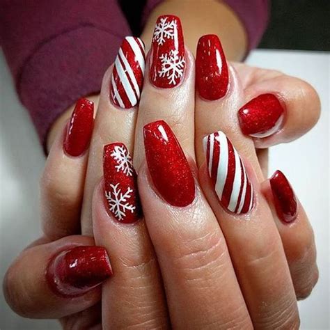 16+ Classic And Traditional Easy Red Coffin Christmas Nails Designs ...