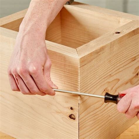 56 Brilliant Woodworking Tips for Beginners | The Family Handyman ...