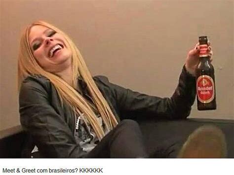 Avril Lavigne vira meme - 03/05/2014 - F5 - Fotografia - Folha de S.Paulo