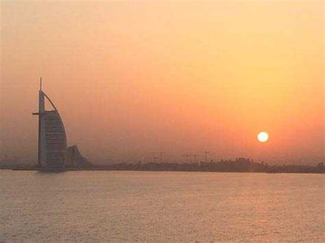 Sunrise in Dubai: Sunrise Time, 9 Spots To Catch The Sunrise