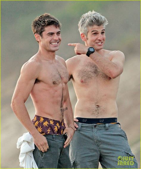 Zac Efron Starring in the 'Baywatch' Movie is Perfect Casting! | Photo 849098 - Photo Gallery ...