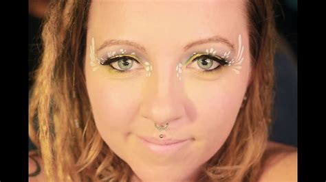 Face Paint / Makeup - Simple Fireworks Eye Design Tutorial - Easy - YouTube