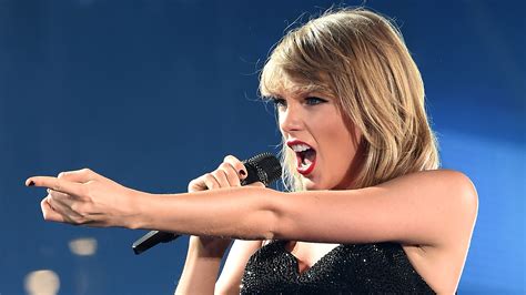 Taylor Swift Testifies in Groping Case: “I Am Critical of Your Client for Sticking His Hand ...