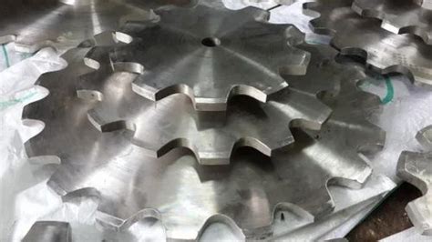 Chain Sprockets - Roller Chain Sprockets Manufacturer from Thane