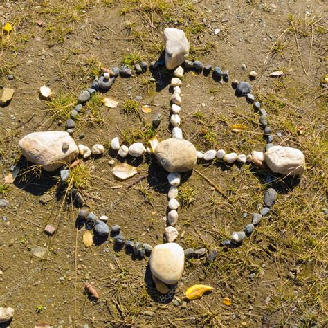 Native American Medicine Wheel or Sacred Hoop — Stock Photo © PiLens ...