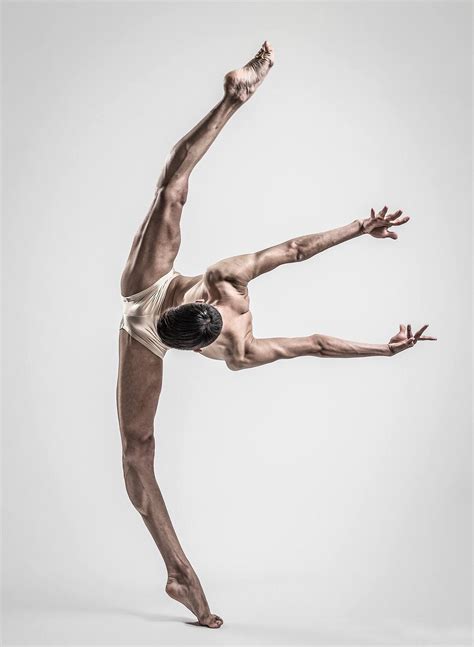 Pin by Miss Shajiang on MESS | Male ballet dancers, Ballet dancers ...