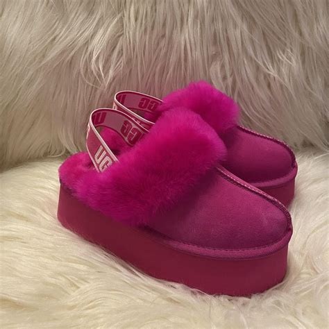 UGG Women's Pink Slippers | Depop