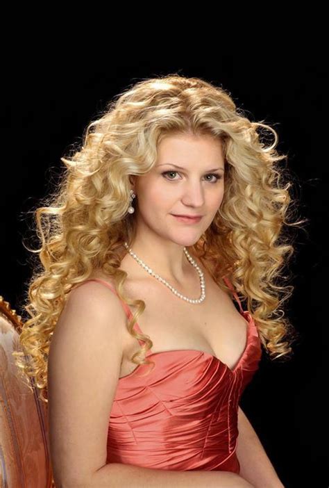 MIRUSIA LOUWERSE | Celebrities female, Celebrities, Andre rieu