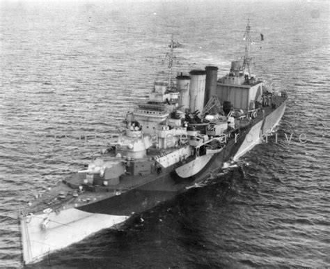 HMS Suffolk (Image Ref: warship4712) | Cruisers , May 1943 | ww2images ...