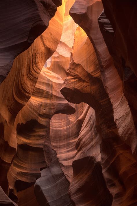 Antelope Canyon, Utah, USA [OC] [3712 × 5568] : r/EarthPorn