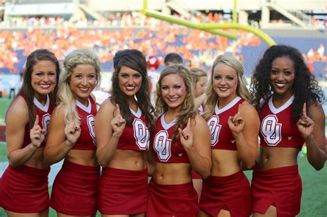 Top 10 Hottest College Football Cheerleaders