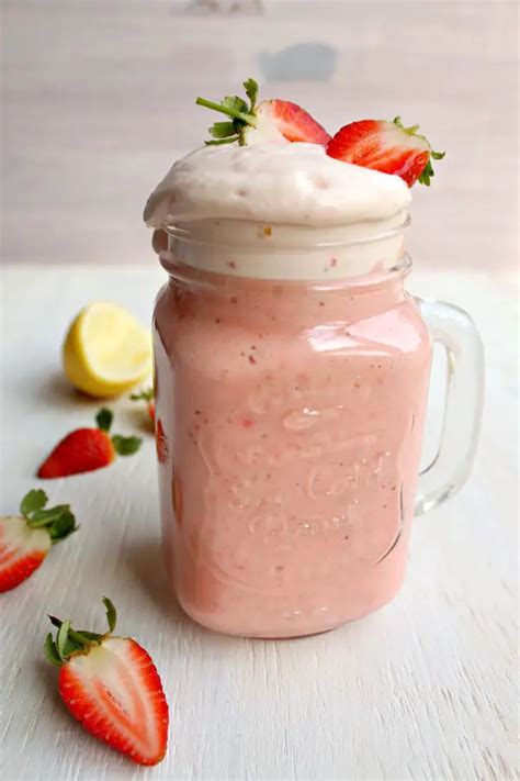 Pretty Pink Lemonade Smoothie - Berry Sweet Life