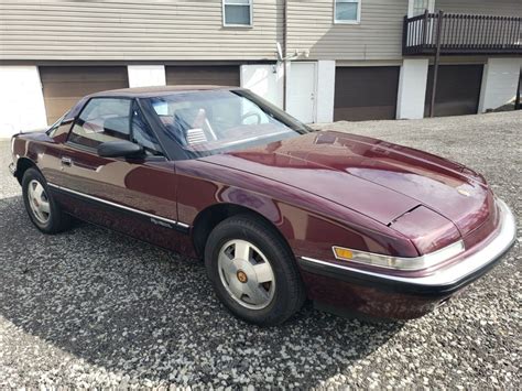 1990 Buick Reatta Coupe Red FWD Automatic - Classic Buick Reatta 1990 for sale