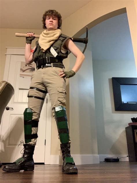 My Jonesy/Ch. 1 Default skin costume!! : r/FortNiteBR