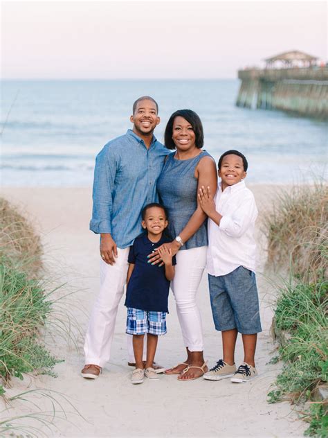 What to Wear to Your Beach Session | Family Beach Photographer in Myrtle Beach, SC