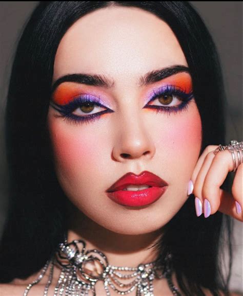 @rryuukm on instagram | Simple eye makeup, Foundation shades, Concealer shades