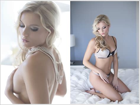 VaVa Voom Boudoir : Photographer Feature - Emily Lucarz