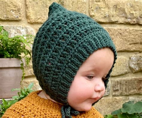 25 Free Crochet Baby Bonnet Patterns (Easy Pattern)