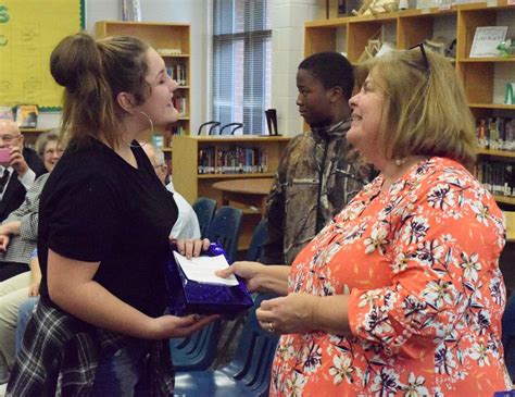 New Ellenton Middle students build personal libraries one book at a time | Education ...