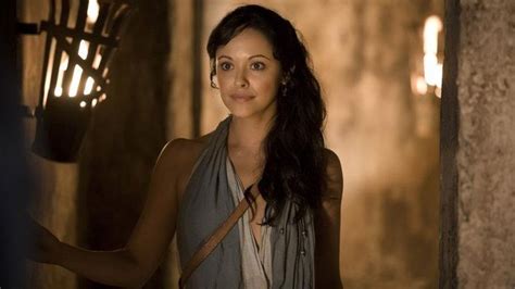 Melitta's (Marisa Ramirez) costume as seen in Spartacus: Gods of the Arena 1x05 | Spotern