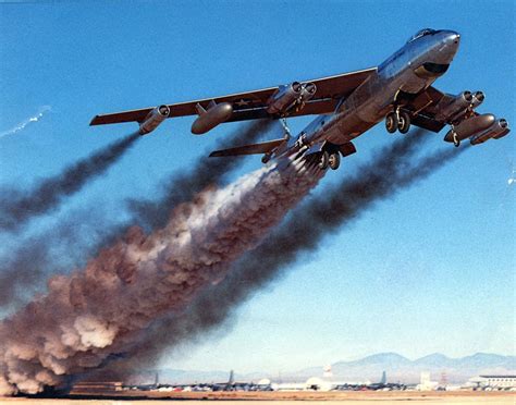 A QUICK LOOK AT WHY THE B-47 STRATOJET HAD BEEN THE BACKBONE OF STRATEGIC AIR COMMMAND IN THE ...